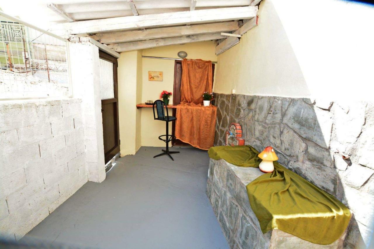 Eveline House Apartamento Kallirákhi Exterior foto
